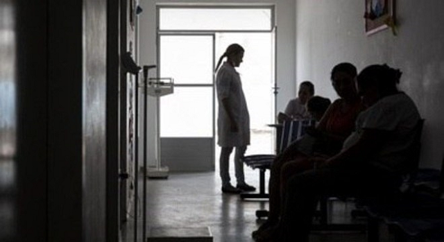 Um em cada quatro postos sem inscritos está em distrito sanitário indígena (Foto: Adriano Vizoni | Folhapress) Um em cada quatro postos sem inscritos está em distrito sanitário indígena (Foto: Adriano Vizoni | Folhapress)