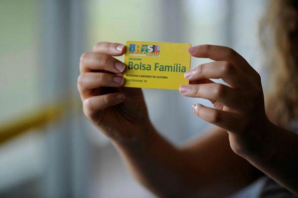 Outros R$ 30 bilhões serão cortados do benefício de prestação continuada (BPC) (Foto: Reprodução)
