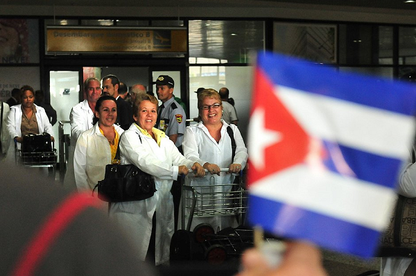 O governo de Cuba anunciou sua saída do programa nesta quarta-feira (14), citando posicionamentos do presidente eleito Jair Bolsonaro à presença dos cubanos no Brasil (Foto: Reprodução) O governo de Cuba anunciou sua saída do programa nesta quarta-feira (14), citando posicionamentos do presidente eleito Jair Bolsonaro à presença dos cubanos no Brasil (Foto: Reprodução)