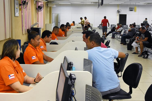 Detran vai suspender serviço de emplacamento no modelo atual nesta sexta (Foto: Reprodução) Detran vai suspender serviço de emplacamento no modelo atual nesta sexta (Foto: Reprodução)