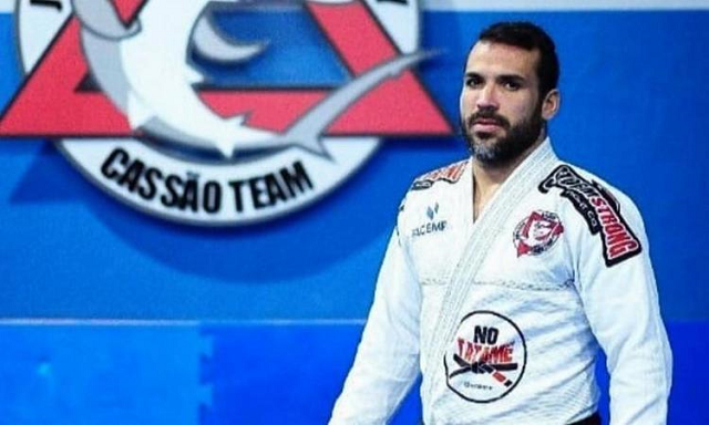 Iraílson foi morto em confronto com a PM após ser visto em carro roubado (Foto: Reprodução) Iraílson foi morto em confronto com a PM após ser visto em carro roubado (Foto: Reprodução)