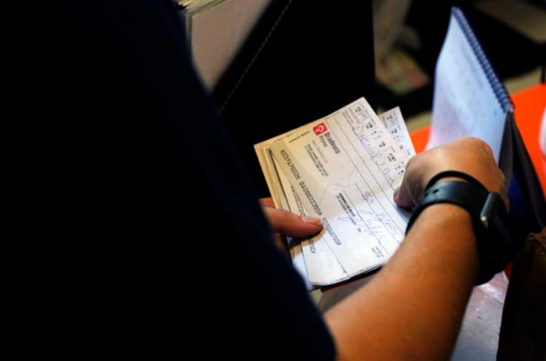 Além de três mandados de prisão, foram cumpridos oito mandados de busca e apreensão (Foto: Reprodução) Além de três mandados de prisão, foram cumpridos oito mandados de busca e apreensão (Foto: Reprodução)