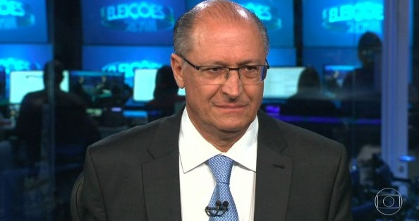 Geraldo Alckmin (PSDB) é entrevistado no Jornal Nacional (Foto: Reprodução) Geraldo Alckmin (PSDB) é entrevistado no Jornal Nacional (Foto: Reprodução)