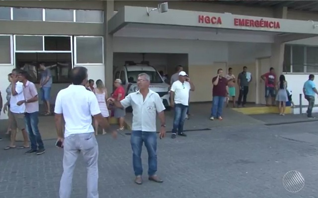 Vítima foi socorrida pelo Samu para o hospital (Foto: Reprodução) Vítima foi socorrida pelo Samu para o hospital (Foto: Reprodução)