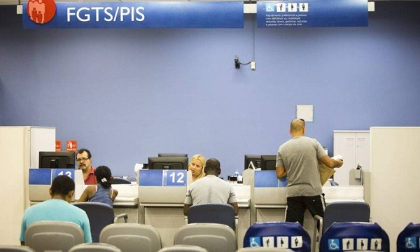 A partir desta data, o empregado só poderá cobrar na Justiça o FGTS que deixou de ser recolhido pelo patrão nos últimos cinco anos (Foto: Reprodução) A partir desta data, o empregado só poderá cobrar na Justiça o FGTS que deixou de ser recolhido pelo patrão nos últimos cinco anos (Foto: Reprodução)