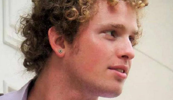 Joseph Zimmerman tinha 23 anos e participava da gravação como figurante (Foto: Reprodução) Joseph Zimmerman tinha 23 anos e participava da gravação como figurante (Foto: Reprodução)