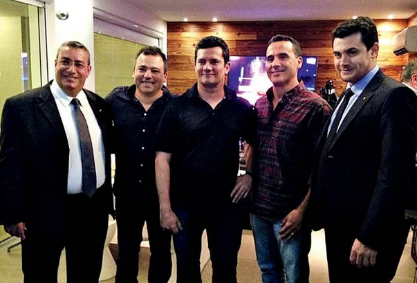 A publicação da Abril faz uma 'vacina' antecipando-se ao chumbo grosso que vem aí contra o ex-juiz da lava jato (Foto: Reprodução)