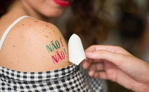 É possível denunciar casos de assédio nos postos policiais do circuito (Foto: Divulgação) 