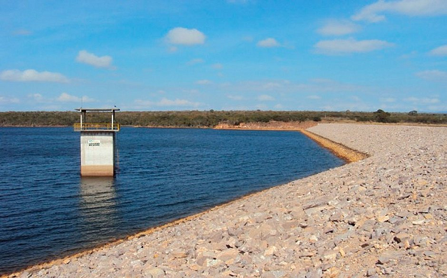 Barragem do Apertado foi usada por décadas como fonte de água para a agricultura da região de Mucugê (Foto: Arquivo CORREIO) Barragem do Apertado foi usada por décadas como fonte de água para a agricultura da região de Mucugê (Foto: Arquivo CORREIO)