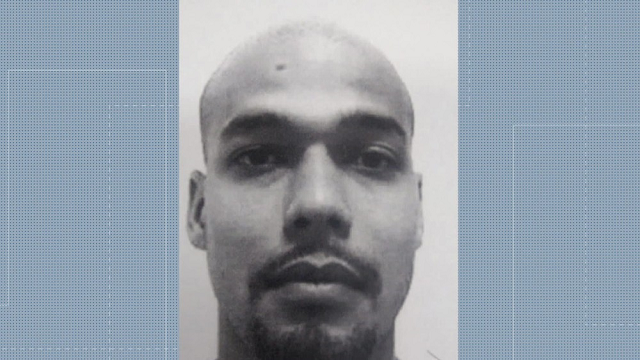 Traficante César Augusto de Araújo morreu após disparo acidental do seu próprio fuzil (Foto: Reprodução | TV Globo)