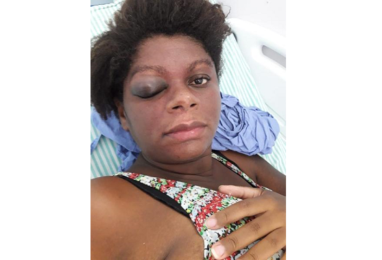 Grávida de 8 meses, a dona de casa Daniele Moreira foi agredida pelo marido (Foto: Arquivo pessoal) Grávida de 8 meses, a dona de casa Daniele Moreira foi agredida pelo marido (Foto: Arquivo pessoal)