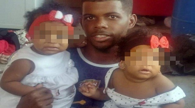 Ueliton com as filhas gêmeas, pouco tempo antes do acidente (Foto: Arquivo da família) Ueliton com as filhas gêmeas, pouco tempo antes do acidente (Foto: Arquivo da família)