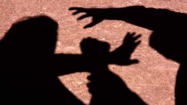 Na presença da mãe e de um conselheiro tutelar, na delegacia de Mamanguape, a menina contou que era abusada pelo pai desde os 11 anos de idade (Foto: Reprodução)