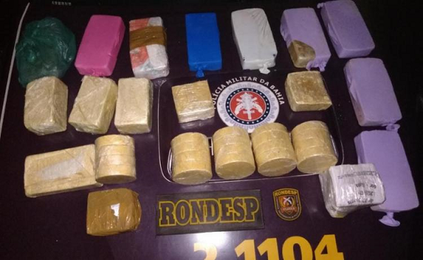 Tabletes de cocaína e possuíam aproximadamente 21 kg (Foto: Reprodução) Tabletes de cocaína e possuíam aproximadamente 21 kg (Foto: Reprodução)