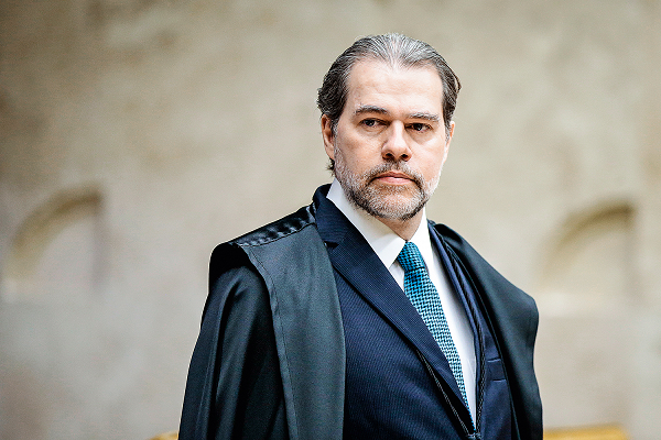 Presidente do STF, ministro Dias Toffoli, mudou o voto que havia lido há um ano e meio (Foto: Reprodução) Presidente do STF, ministro Dias Toffoli, mudou o voto que havia lido há um ano e meio (Foto: Reprodução)
