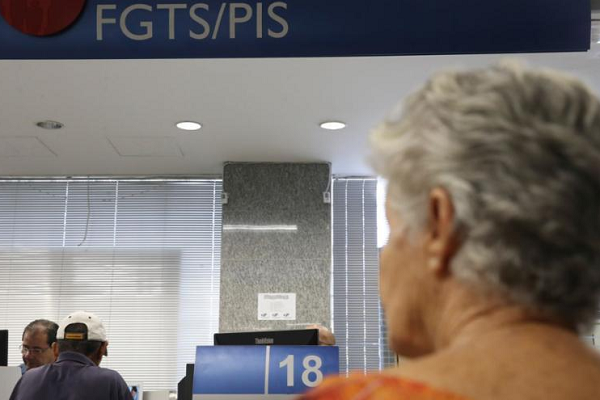 É necessário ainda que os dados estejam corretamente informados pelo empregador na Relação Anual de Informações Sociais (Rais), ano-base 2018 (Foto: José Cruz | Agência Brasil) É necessário ainda que os dados estejam corretamente informados pelo empregador na Relação Anual de Informações Sociais (Rais), ano-base 2018 (Foto: José Cruz | Agência Brasil)