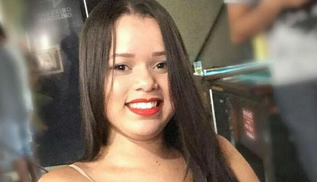 Mayara Estefanny Araújo, de 19 anos, estava internada no Hospital desde o crime (Foto: Reprodução) Mayara Estefanny Araújo, de 19 anos, estava internada no Hospital desde o crime (Foto: Reprodução)