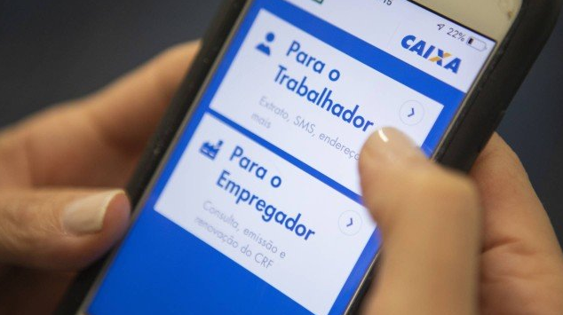 A plataforma digital da Caixa Econômica Federal permite o acesso ao saldo do FGTS (Foto: Gabriel Monteiro) A plataforma digital da Caixa Econômica Federal permite o acesso ao saldo do FGTS (Foto: Gabriel Monteiro)
