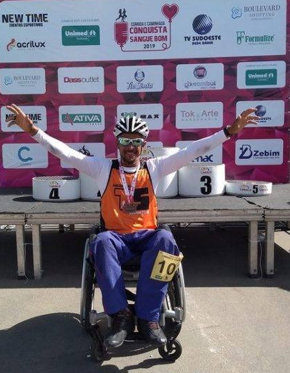 Jacson de 38 anos participava de vários eventos; aqui foto em corrida anterior (Foto: Divulgação)