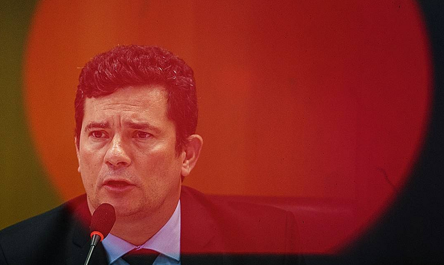 O ministro da Justiça, Sergio Moro, aparece como interlocutor frequente de Dallagnol nas mensagens da Vaza Jato (Foto: Daniel Marenco | Agência O Globo) O ministro da Justiça, Sergio Moro, aparece como interlocutor frequente de Dallagnol nas mensagens da Vaza Jato (Foto: Daniel Marenco | Agência O Globo)