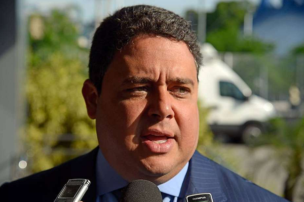 O advogado Felipe Santa Cruz, presidente da OAB (Foto: Tomaz Silva | Agência Brasil | Estadão Conteúdo) O advogado Felipe Santa Cruz, presidente da OAB (Foto: Tomaz Silva | Agência Brasil | Estadão Conteúdo)